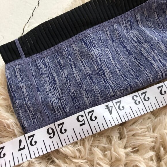 Nike high rise legging - Picture 4 of 5